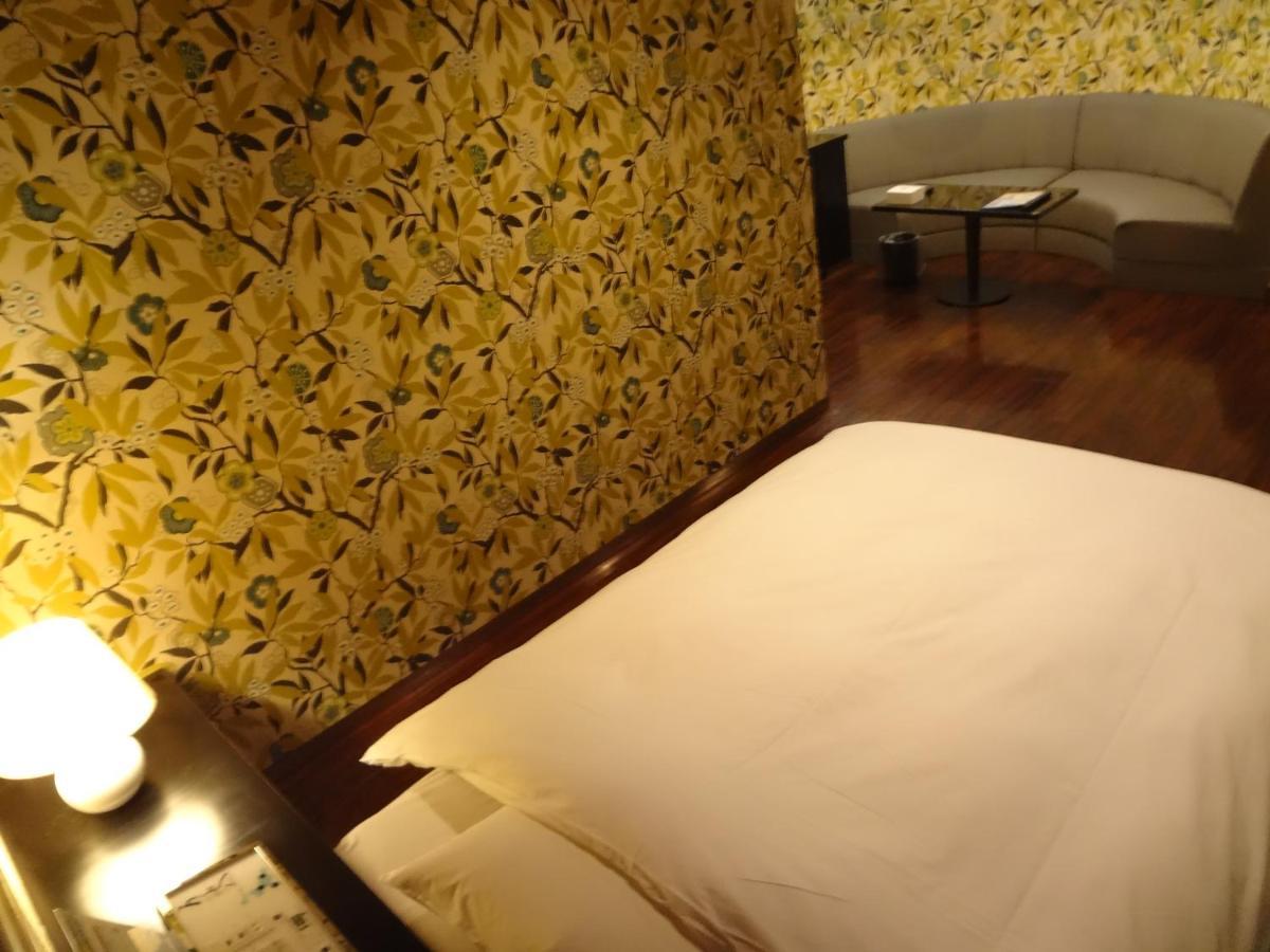 Royal Hotel Uohachi Bettei Огаки Экстерьер фото