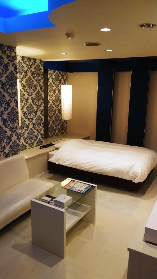Royal Hotel Uohachi Bettei Огаки Экстерьер фото